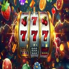 99game မိုဘိုင်းအက်ပ် ဖြင့် Slot ကစားနေသည့် မြင်ကွင်း — Android iOS ရနိုင်